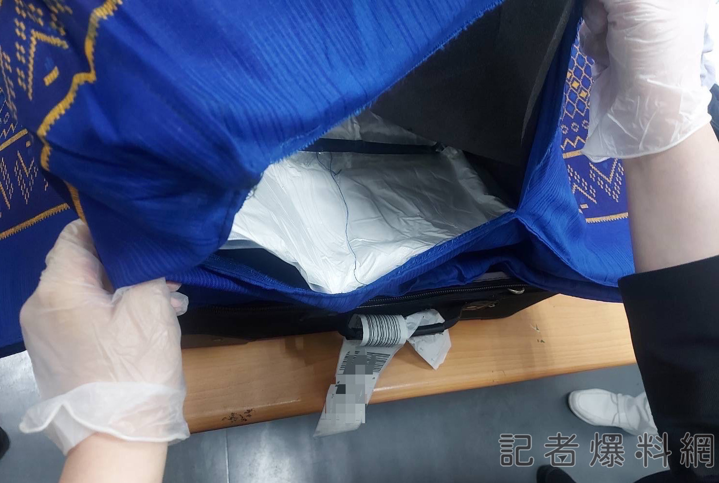 手工編織布藏毒 旅行團夾帶上億元海洛因遭逮