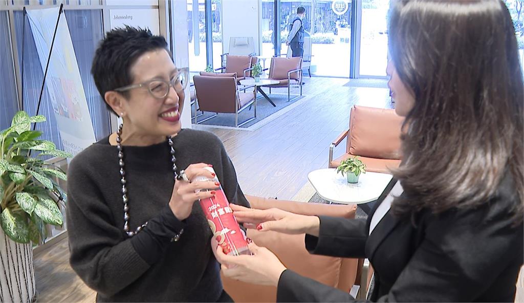 迎龍年! 各家銀行發財水、發財米磚分享財氣