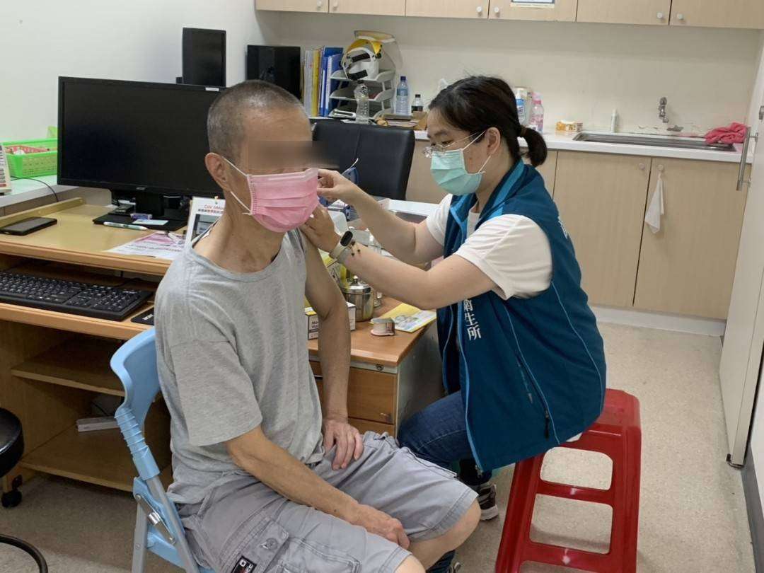 中国新冠灭活疫苗阿联酋获批上市 数据显示有效率达86％|阿联酋|新冠肺炎_新浪新闻