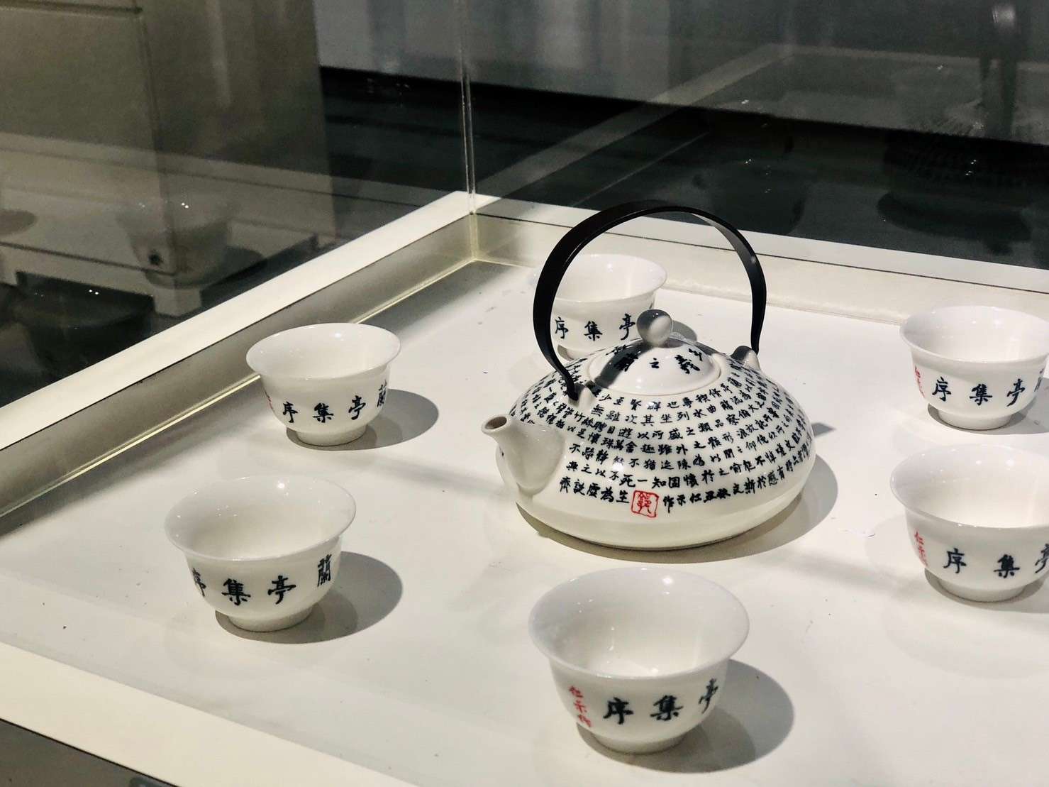 「藝猶未盡」郭仁示個展即起桃園展演中心登場 作品呈現新舊交融風貌 16891BF8 4E77 4962 9B3A F510796A4F04 0