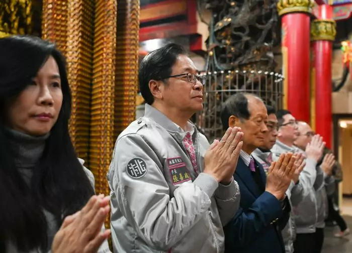 桃園慈護宮尾牙 張善政肯定廟方長期致力公益 桃園慈護宮尾牙 張善政肯定廟方長期致力公益