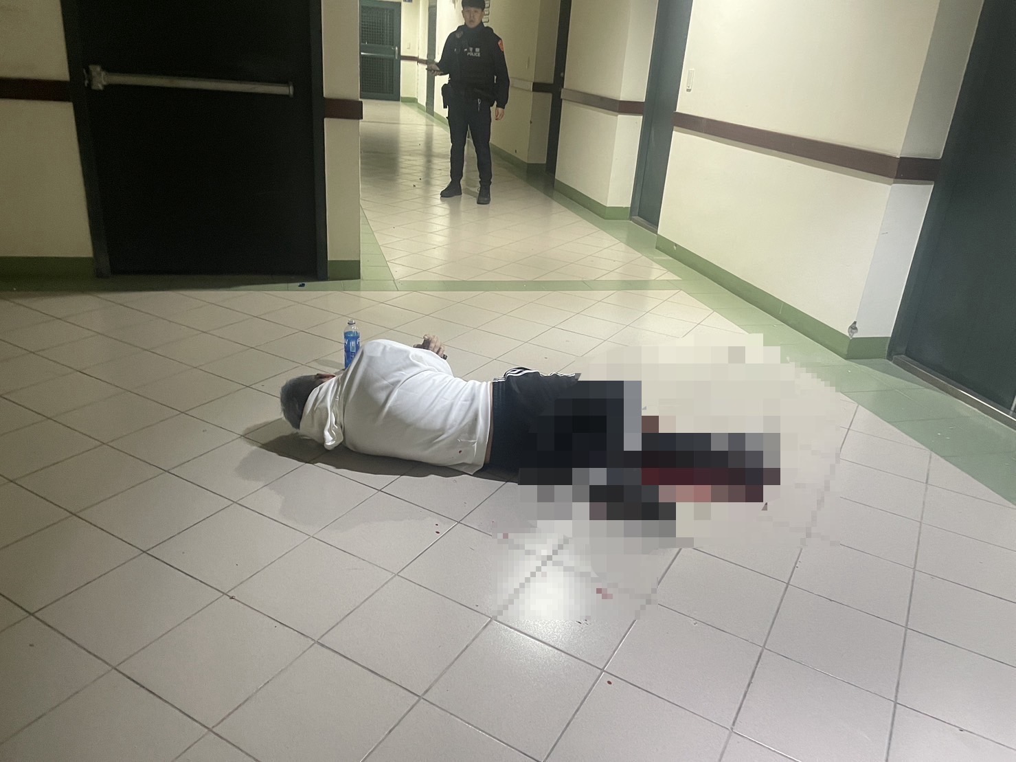 桃園女債務糾紛擄拘禁 警攻堅爆槍戰嫌犯中彈被逮人質獲救