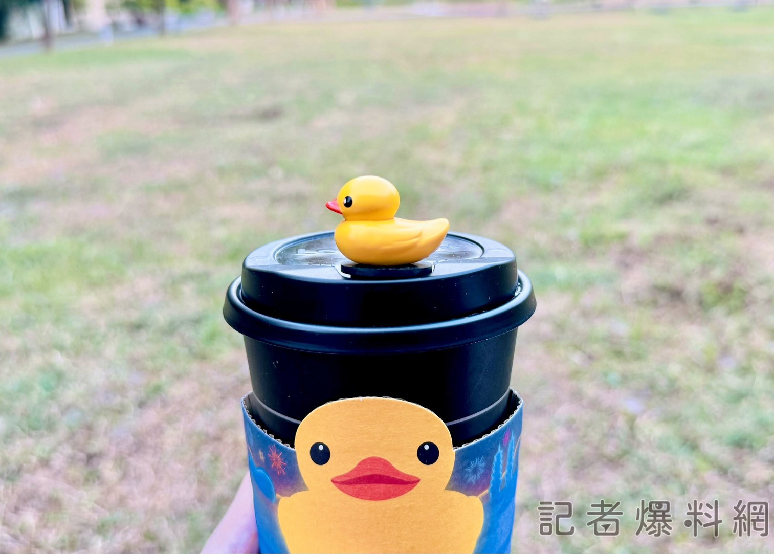 連黃色小鴨杯塞都有黃牛 全家回應了