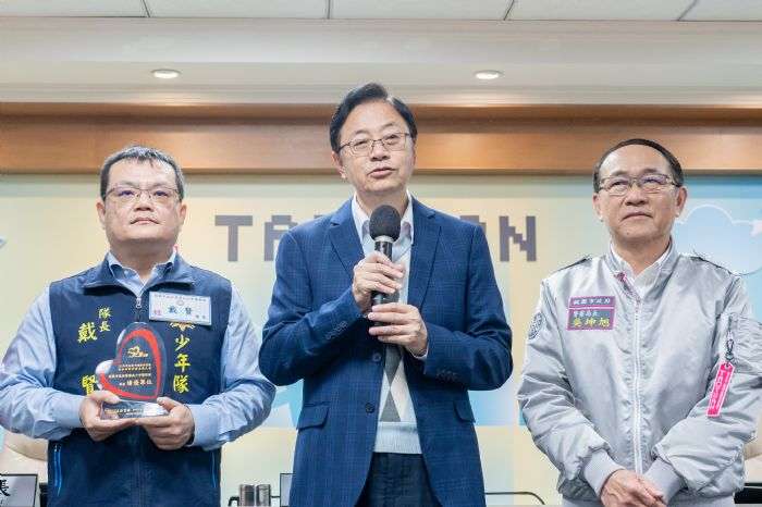 助中輟生回歸校園 桃警少年隊7度獲教育部頒獎表揚 20240110143516086