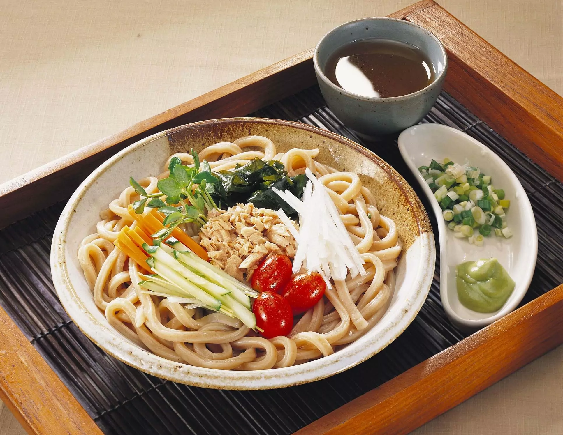 南僑讚岐急凍麵,全麵團圓龍迎春! 南僑讚岐急凍麵,全麵團圓龍迎春!