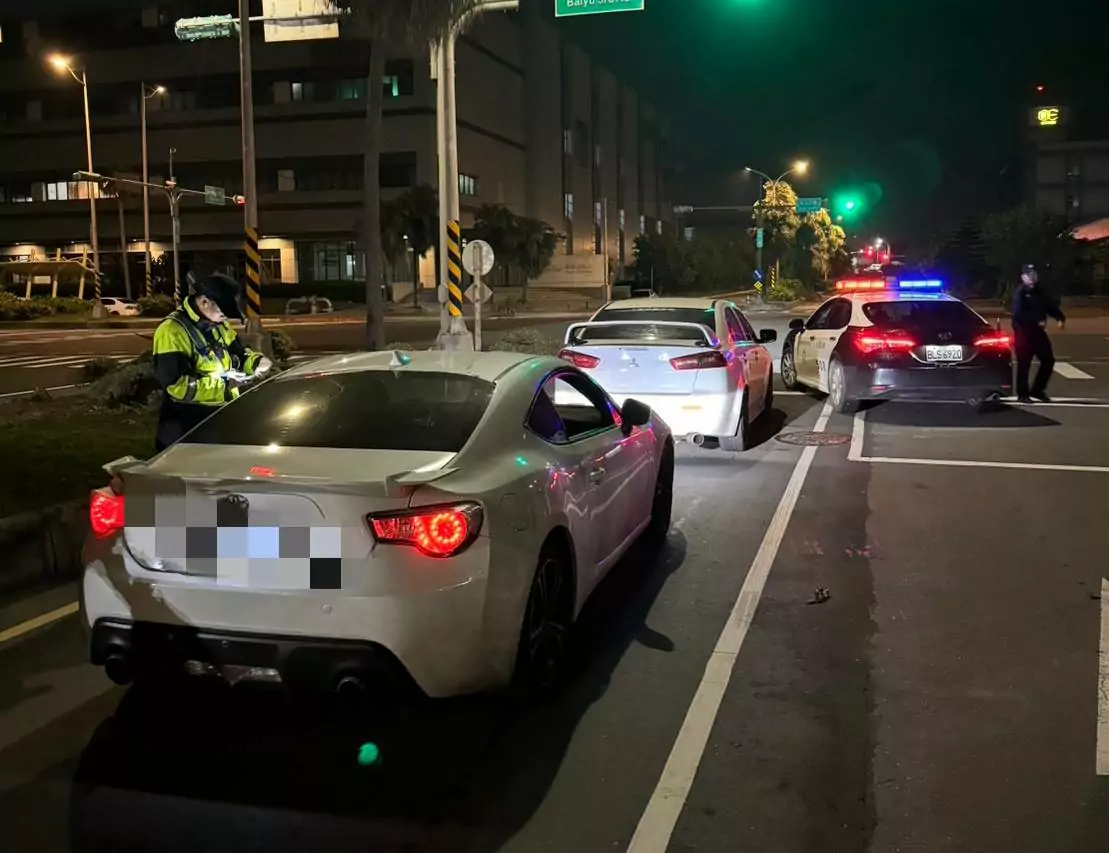 改裝車凌晨車聚擾安寧 大園警取締24件違規 336005