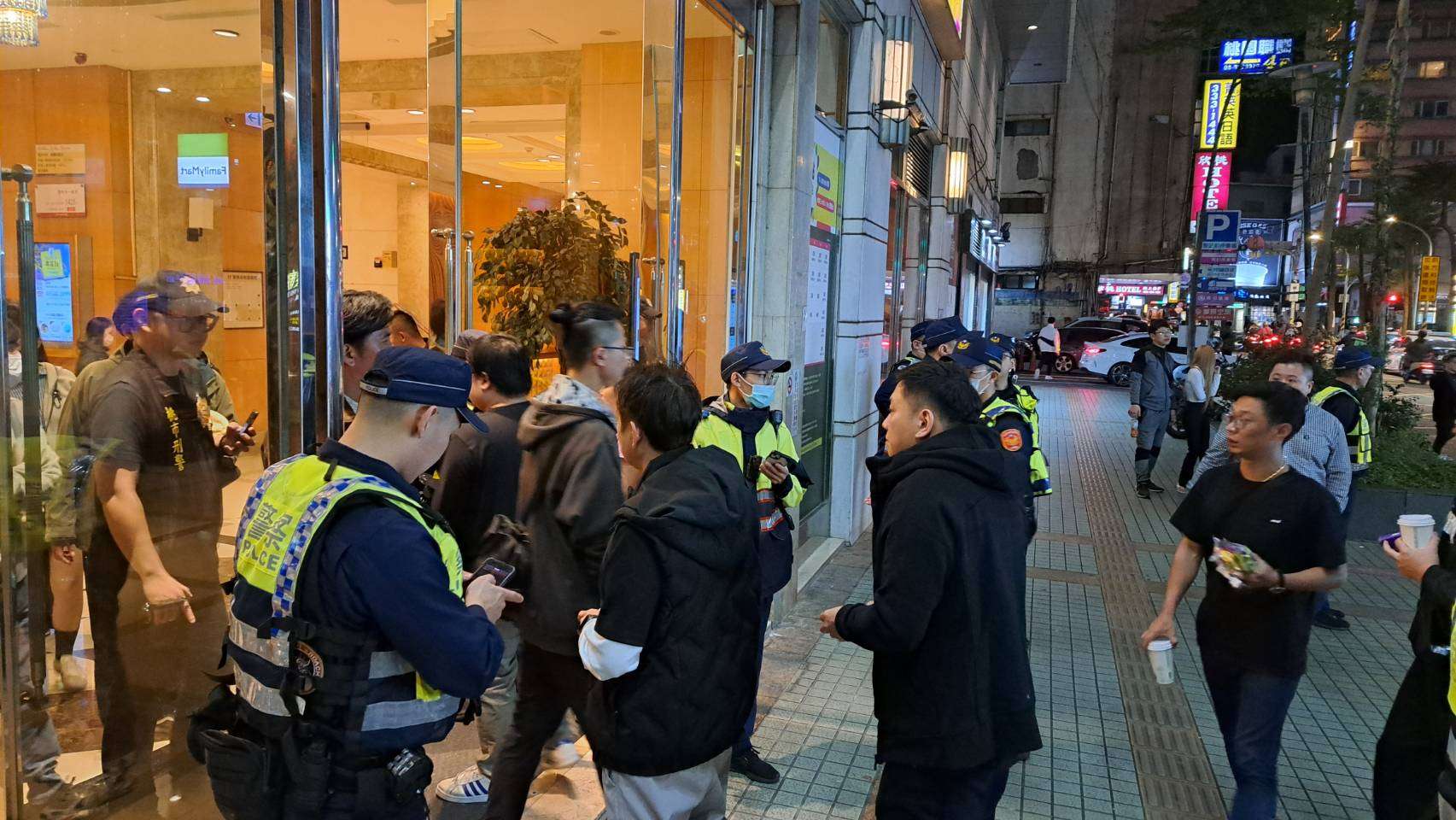 桃警寒假加強臨檢青少年易聚集場所 預防偏差行為 337546 0