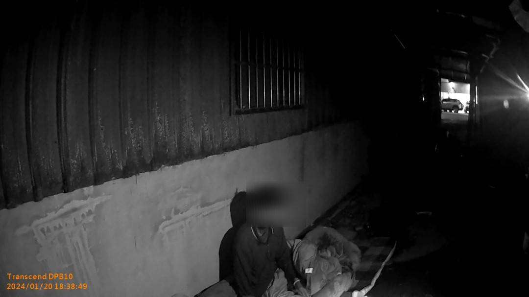 寒冬中男子這原因倒臥在地 蘆竹警及時救他一命 385254