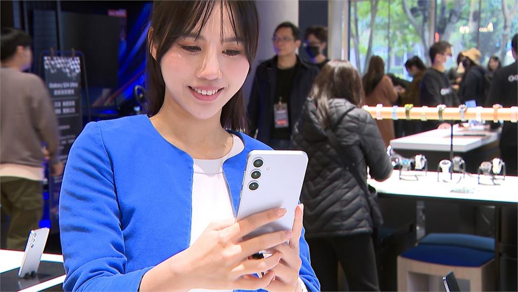 傳iPhone將整合AI功能 三星標榜首款AI手機