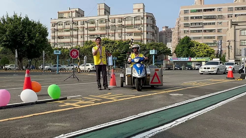 中壢監理站鼓勵脊髓損傷民眾參加機車駕訓班 政府提供全額補助 中壢監理站鼓勵脊髓損傷民眾參加機車駕訓班 政府提供全額補助