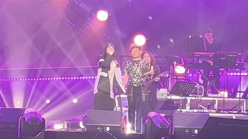 趙傳超正愛女曝光!長髮飄仙氣合唱超好聽