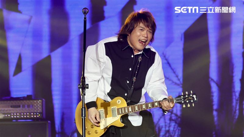 伍佰藝名怎麼來的?他曝:和檳榔攤有關