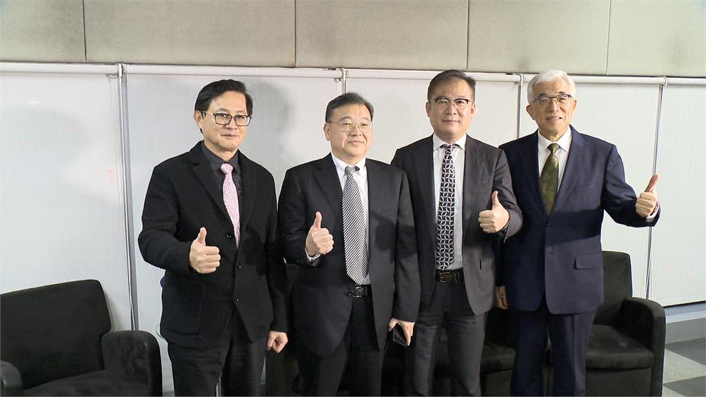 最大手筆!和碩尾牙總獎金1.6億 八三夭、李多慧都來了