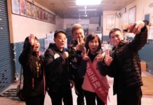 魯明哲、呂玉玲前進中壢批發市場 清晨拉票展現高人氣