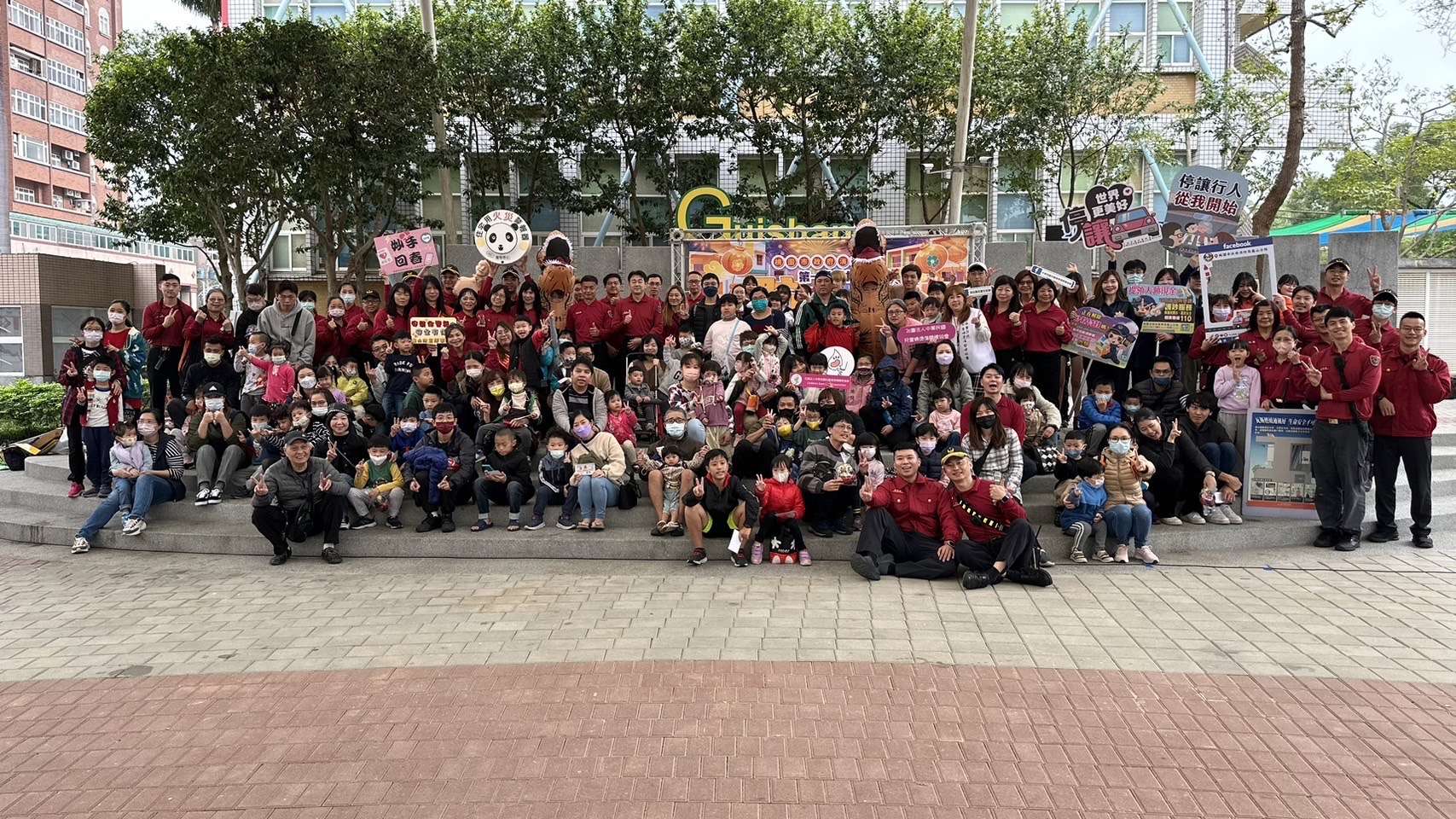 桃消龜山分隊宣導防災觀念 民眾安心過好年 S 24117266 0