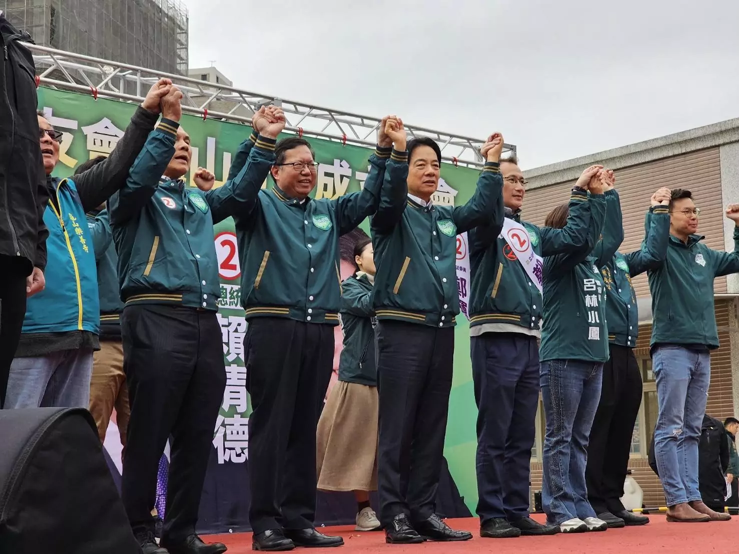 賴清德龜山樂善寺參香 拚民進黨國會過半 賴清德龜山樂善寺參香 拚民進黨國會過半