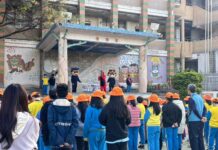 中壢警前進龍岡國小 強化學生識詐、反毒觀念