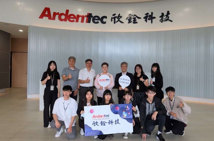 勞動部桃竹苗分署攜手多家知名企業 助大專青年接軌職場 S 74498094