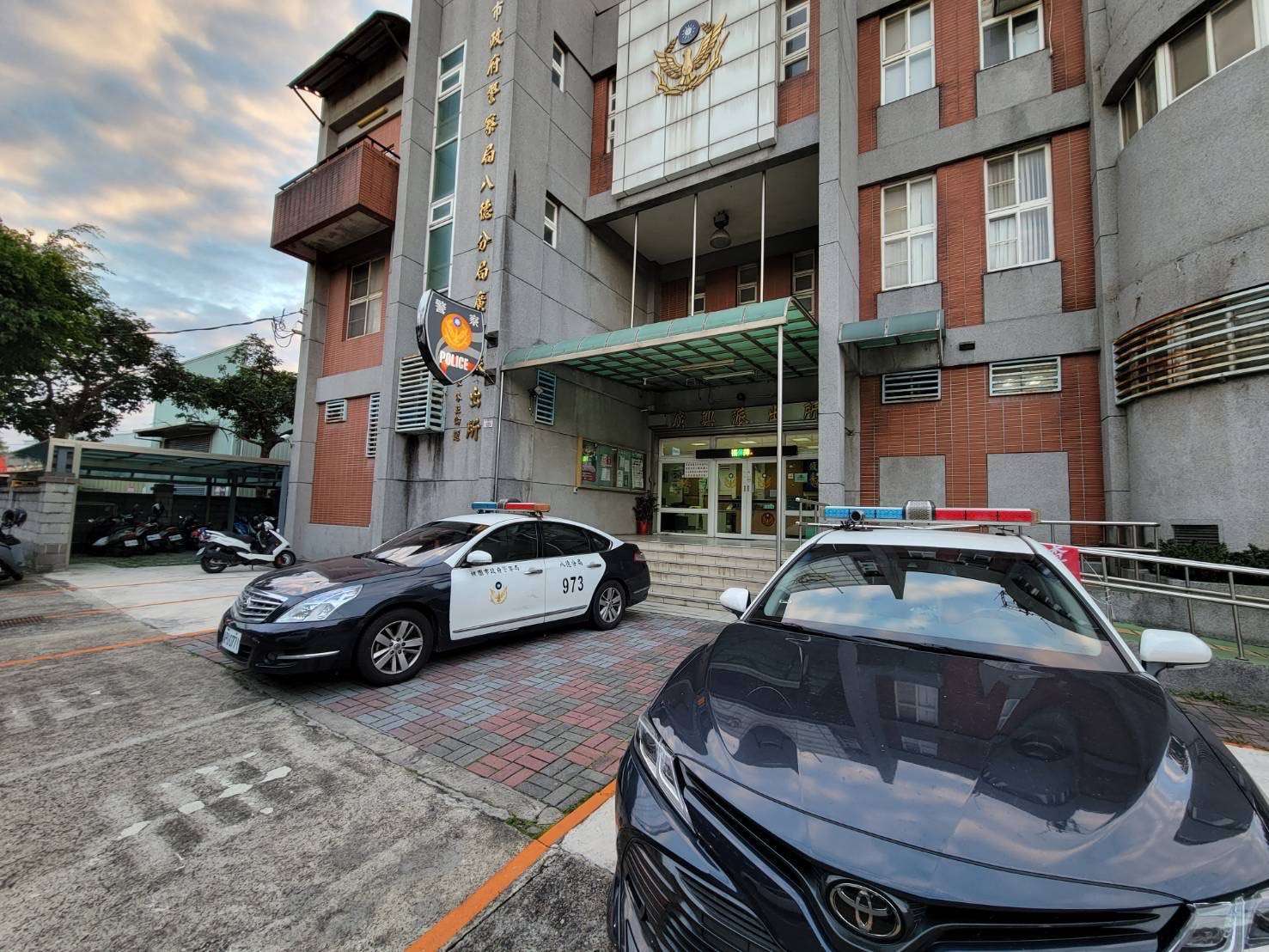 身障婦出門散步迷途 八德暖警助平安返家 S 9330702