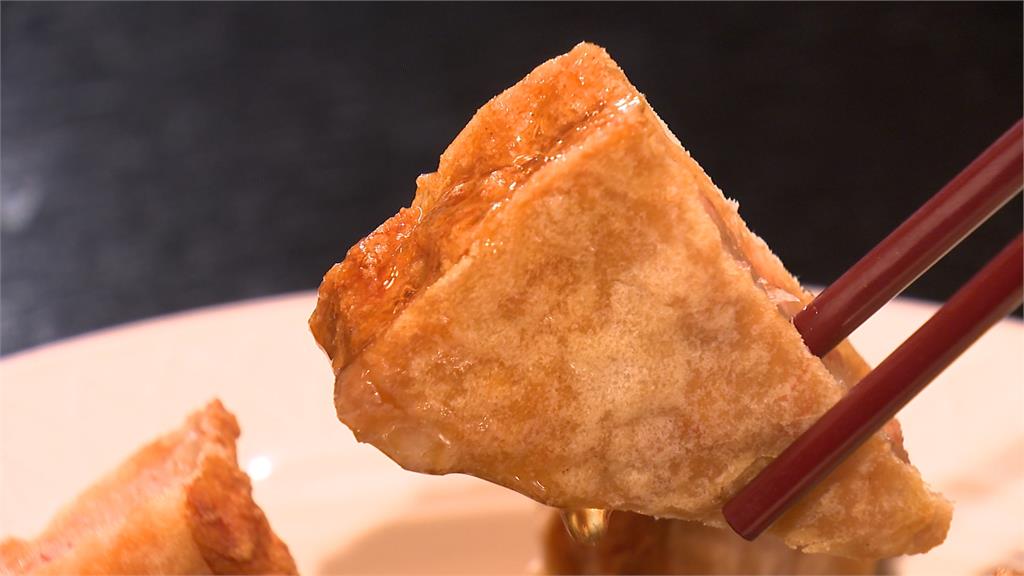 圍爐台菜被訂光!泰式、西式牛排接受度高除夕九成滿