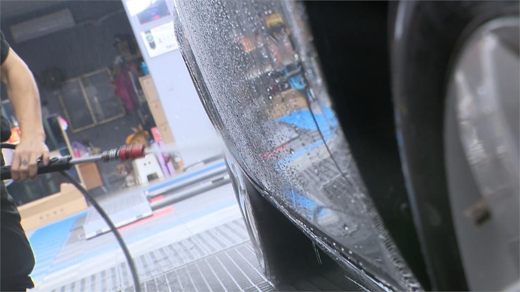 車體美容年前訂單大爆滿 業者凍漲吸收成本