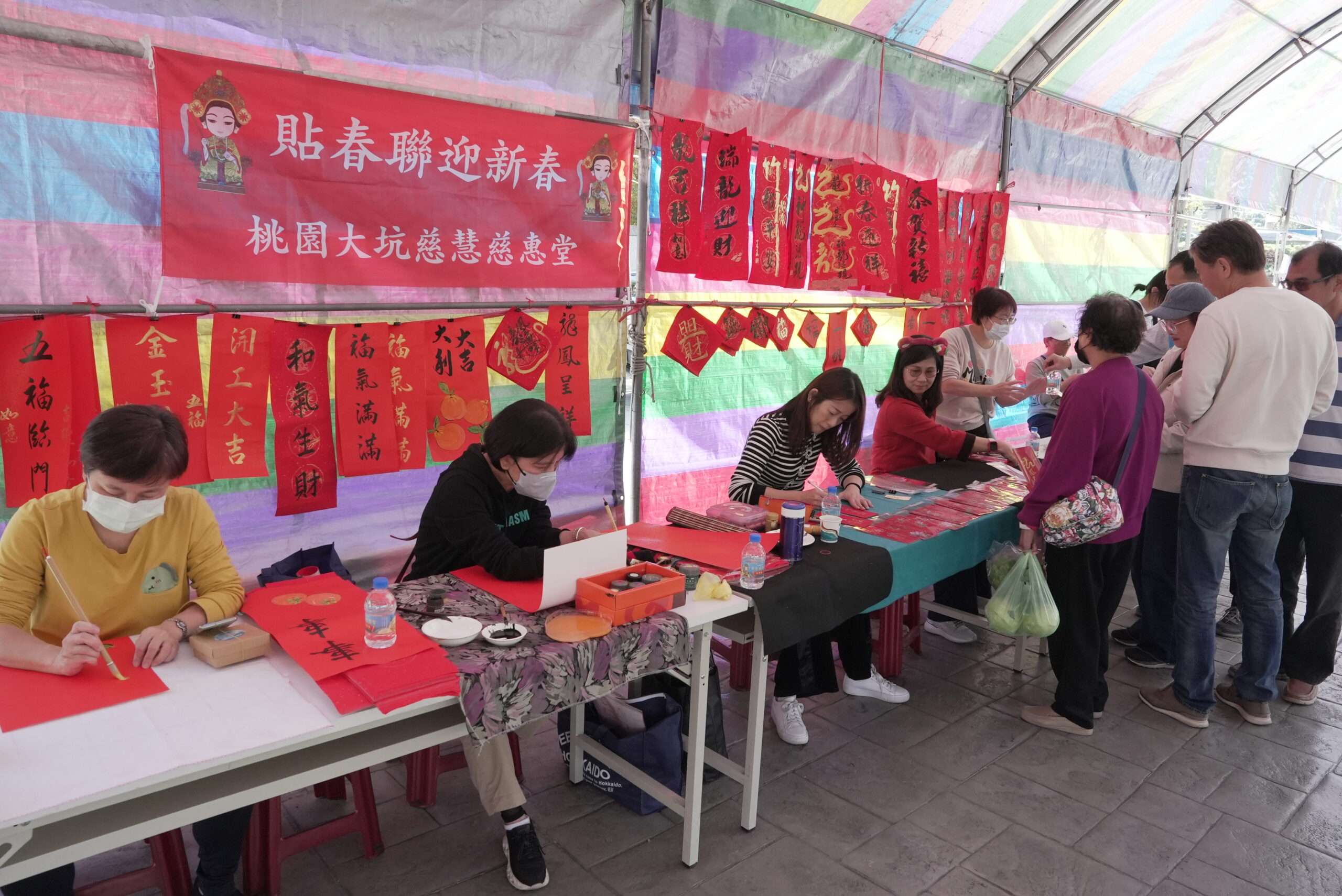 活動吸引眾多民眾到場消費。圖：陳毅攝。 0 scaled