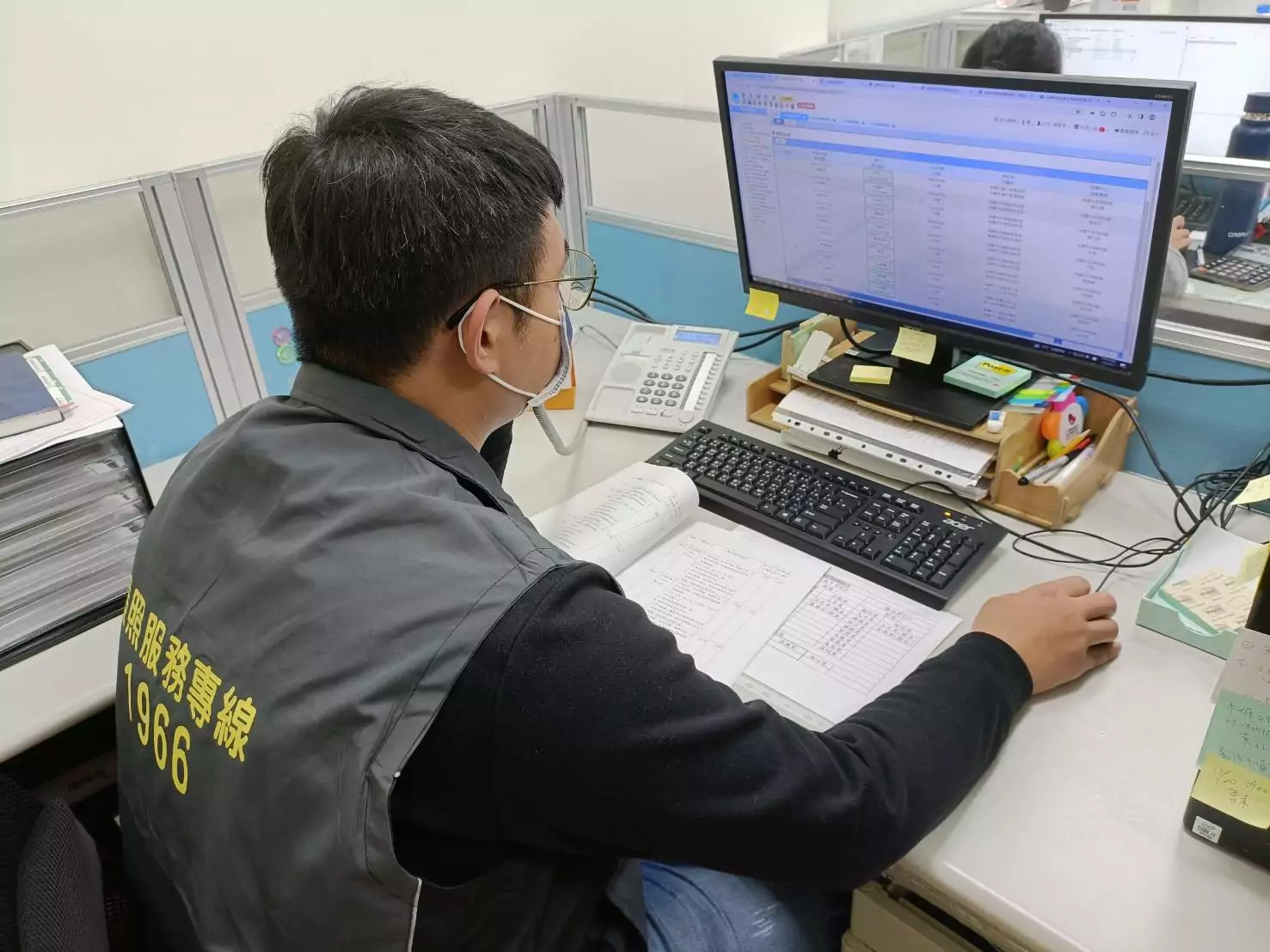 桃衛局春節服務不中斷 關懷獨居長者溫馨送暖 桃衛局春節服務不中斷 關懷獨居長者溫馨送暖