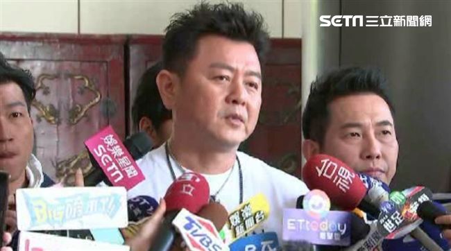 庹宗康不苟言笑 蔡黃汝抖私下真面目