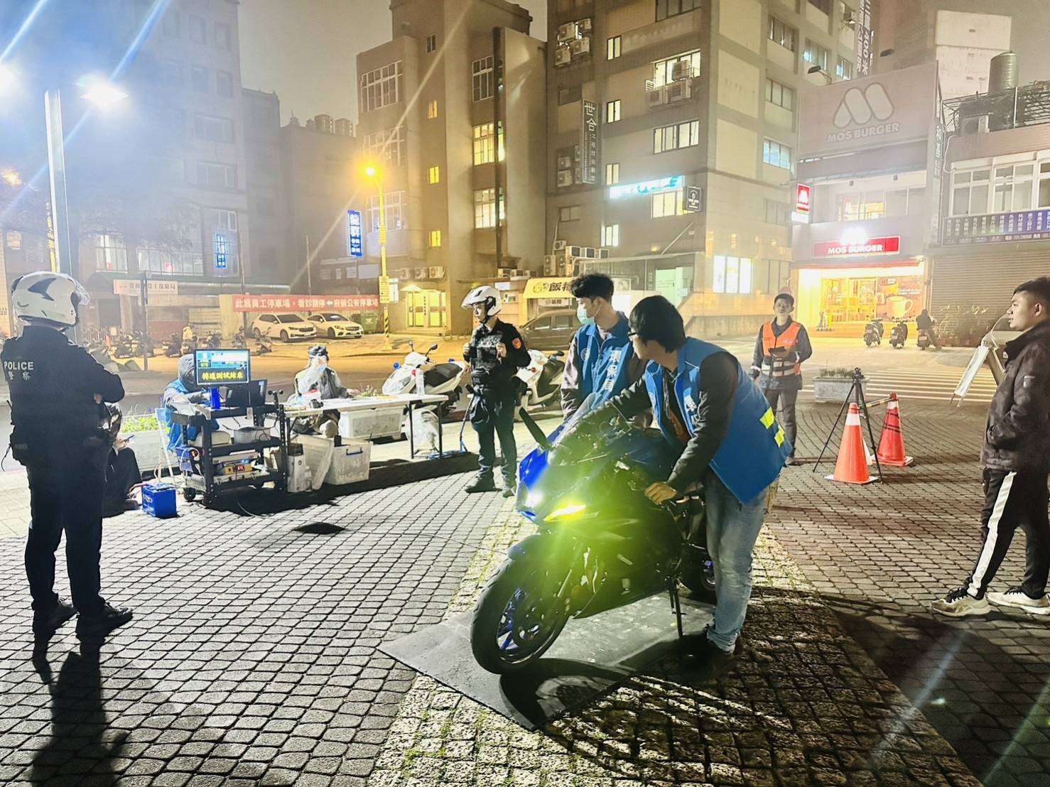 桃警重要節日維安開跑 加強稽查取締噪音車 1714132