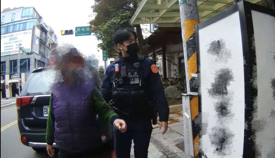 桃警強化為民服務 助迷途老嫗與離家少女平安返家 1714334