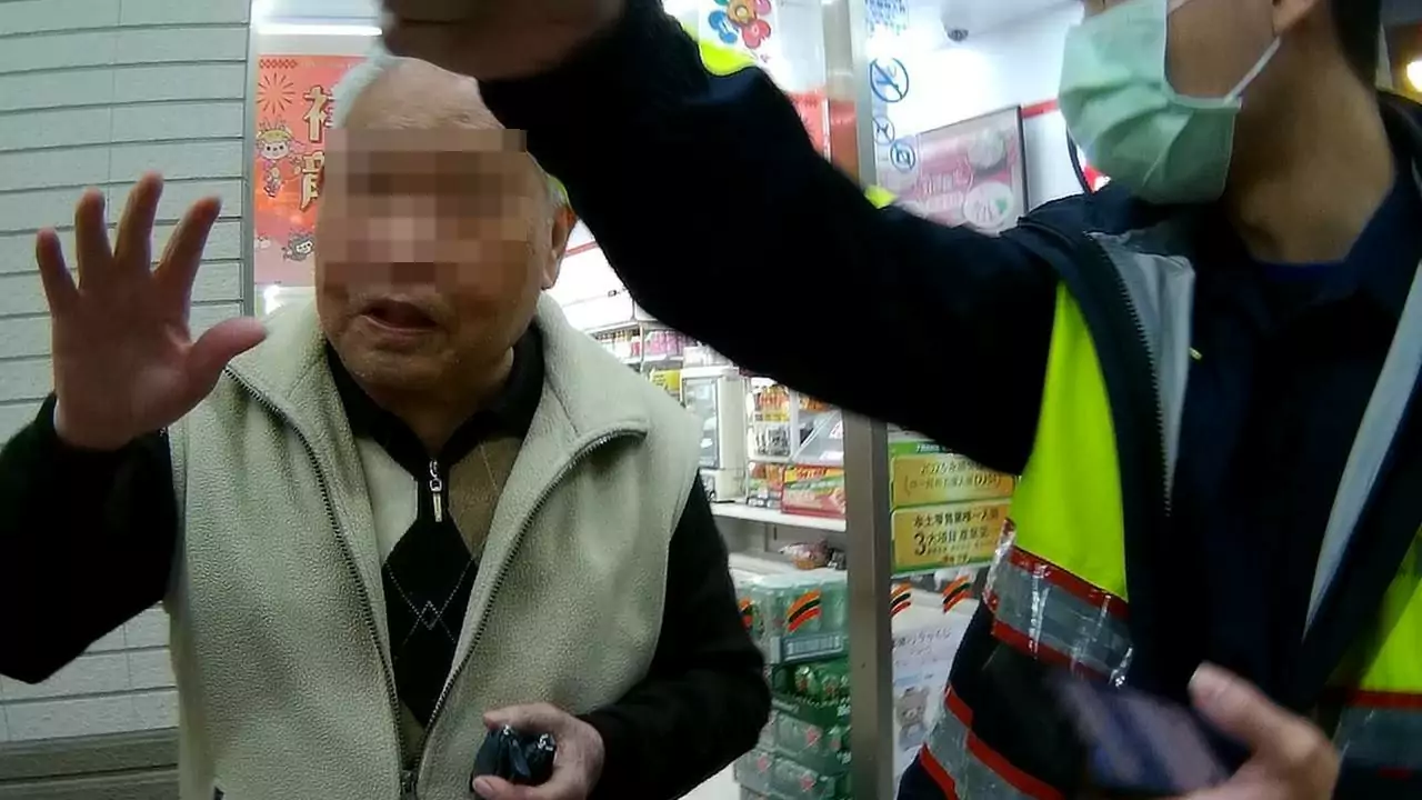 人民保母!桃警主動關懷 助迷途老人平安返家 人民保母!桃警主動關懷 助迷途老人平安返家