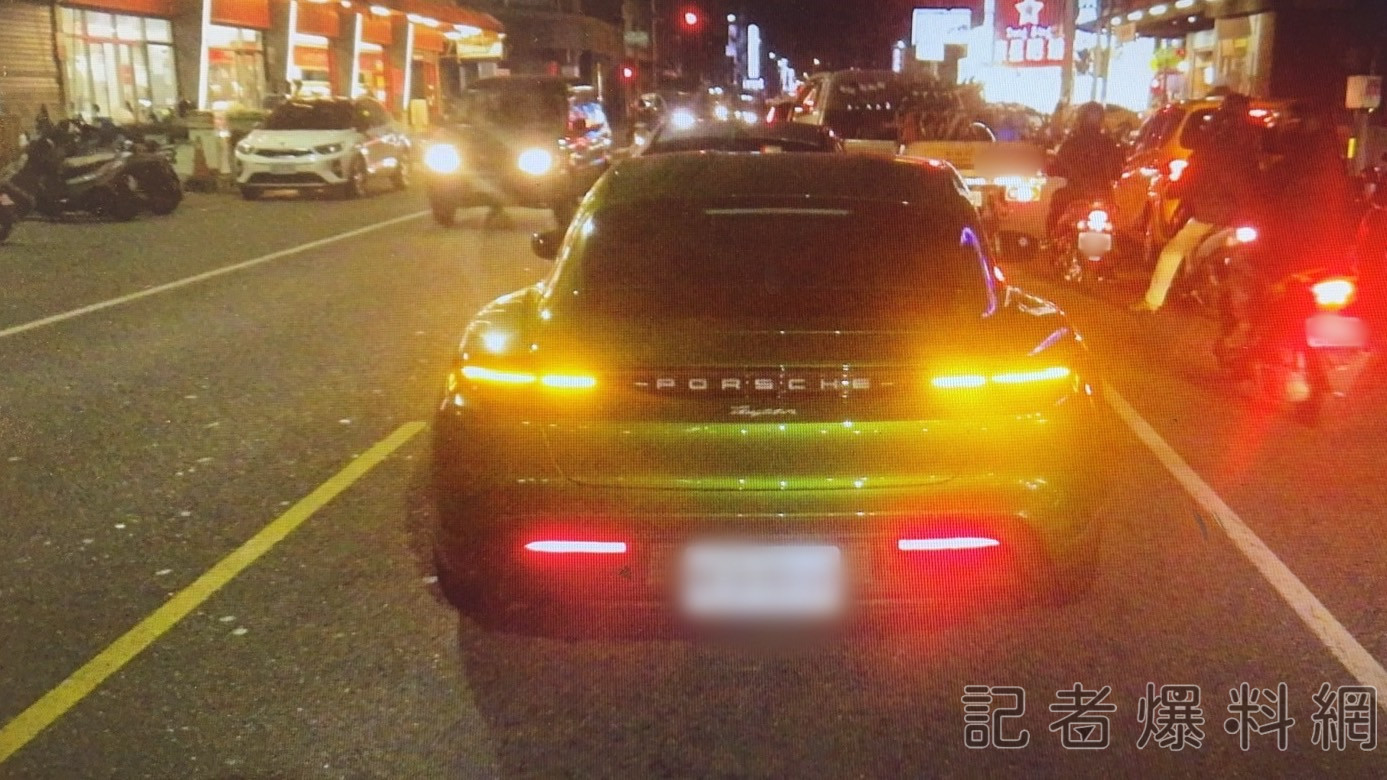 百萬大對決!保時捷「電蛙」大街親上CLA200 畫面曝光