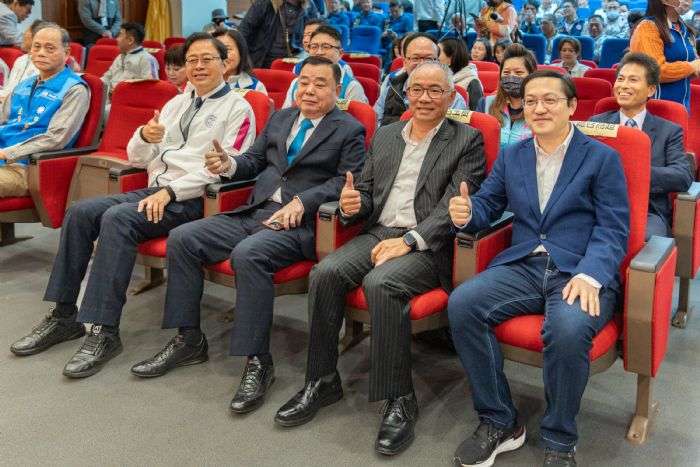 徐玉樹接桃議國民黨團總召 盼府會攜手造福市民 20240215143550229