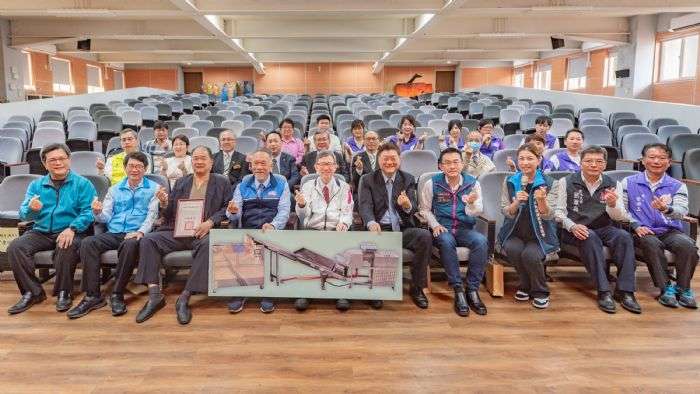 2企業捐桃市草漯國小廚餘處理機 食農教育向下扎根 20240220132319604