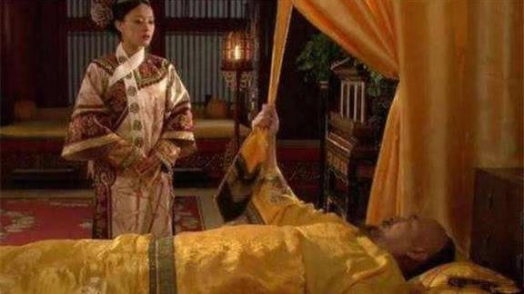 雍正臨死前為何用力扯黃帶子?竟暗藏殺機