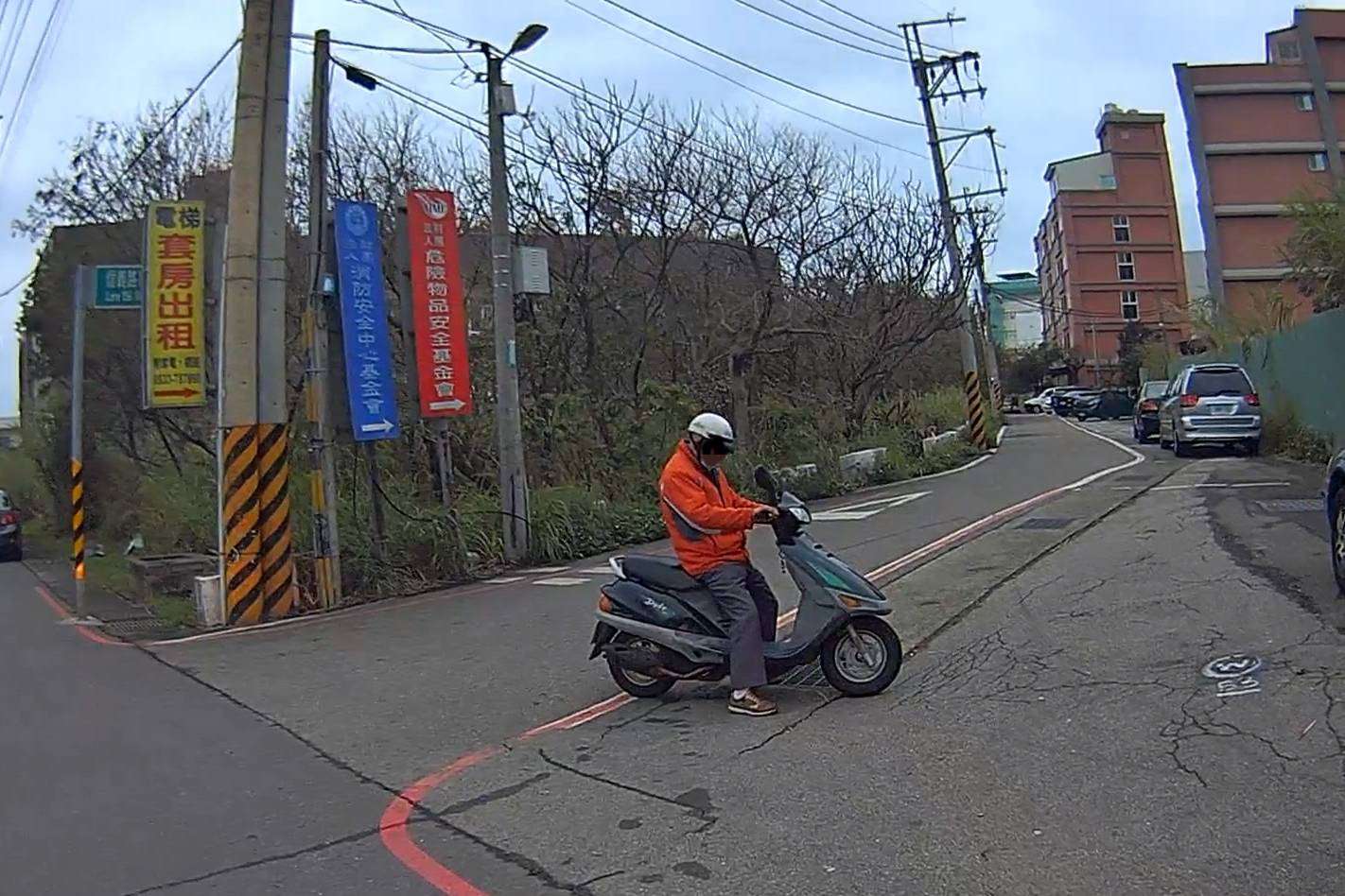 失智翁買早餐苗栗迷途到桃園 大園警助平安返家 344781 0