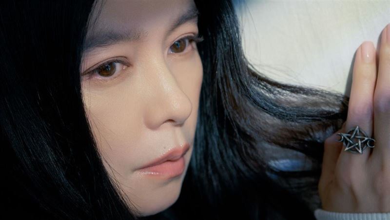 徐若瑄恢單近況曝 吐真心話:好好愛自己