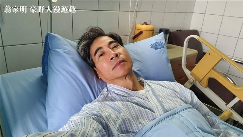 61歲翁家明突臥倒在床!本人親回現況