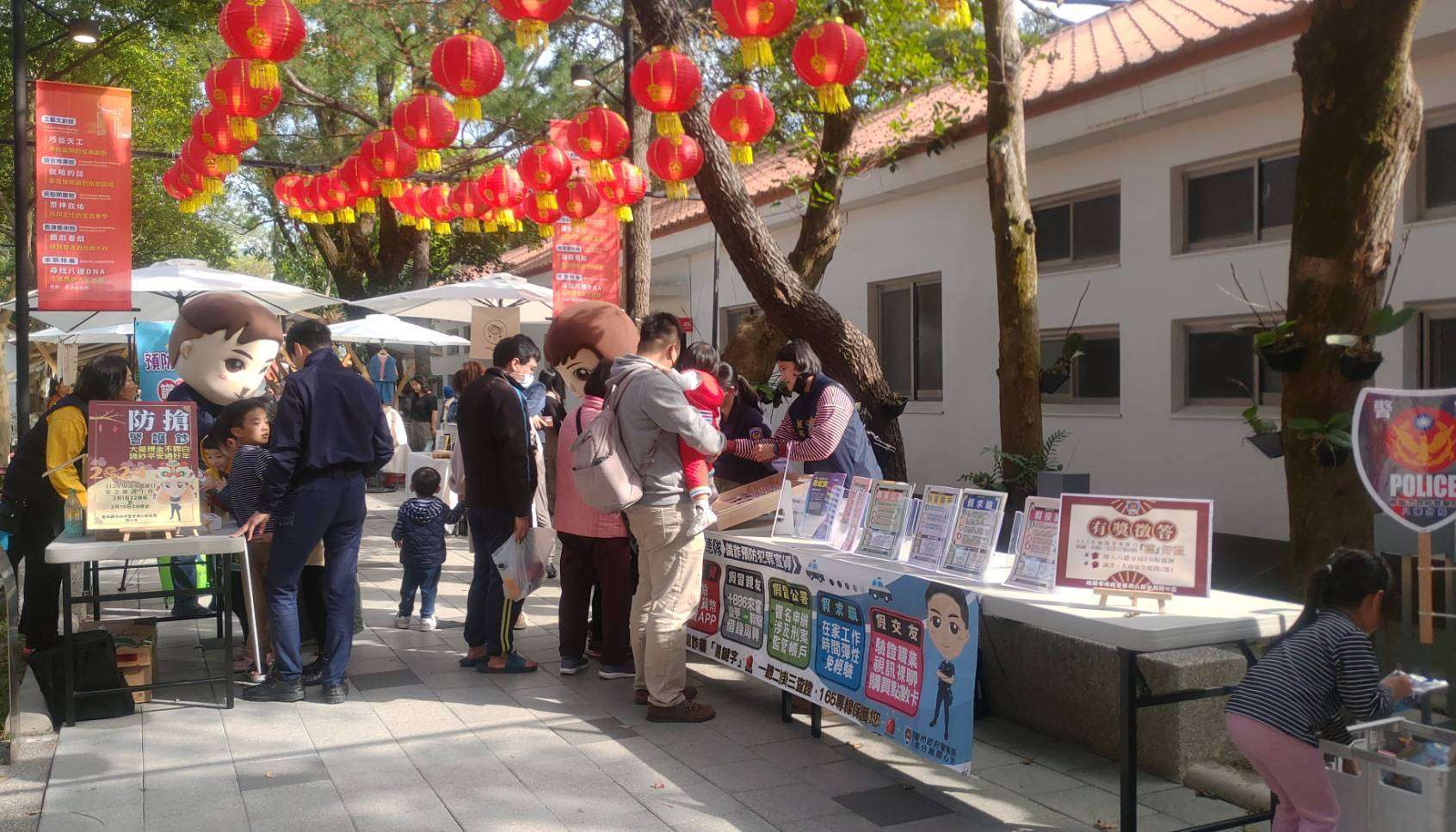 八德警「龍來喜樂」宣導 強化民眾安全防護知識 557170 0