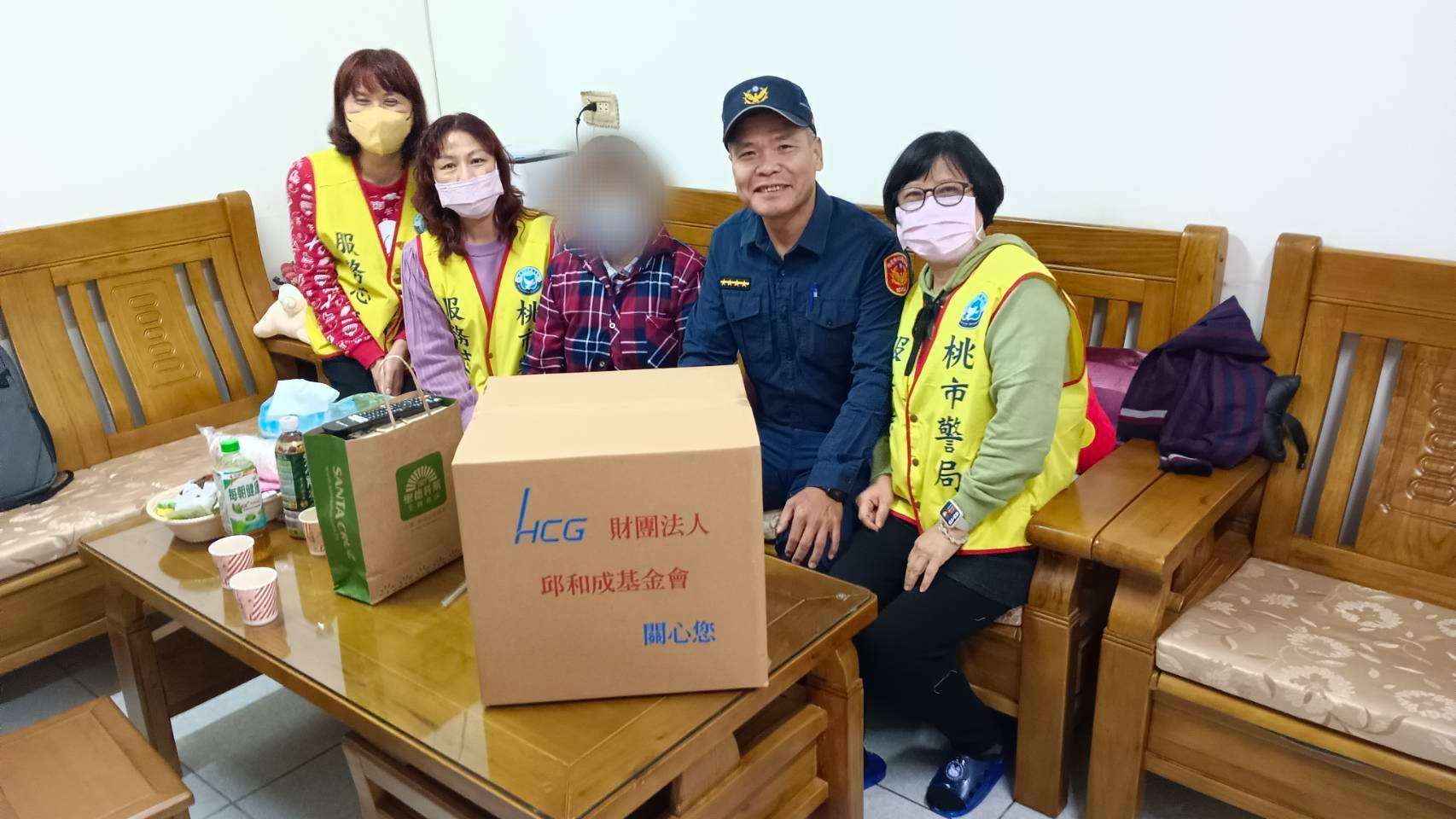 八德警攜手民間力量送暖 弱勢家戶感受社會溫情 561590