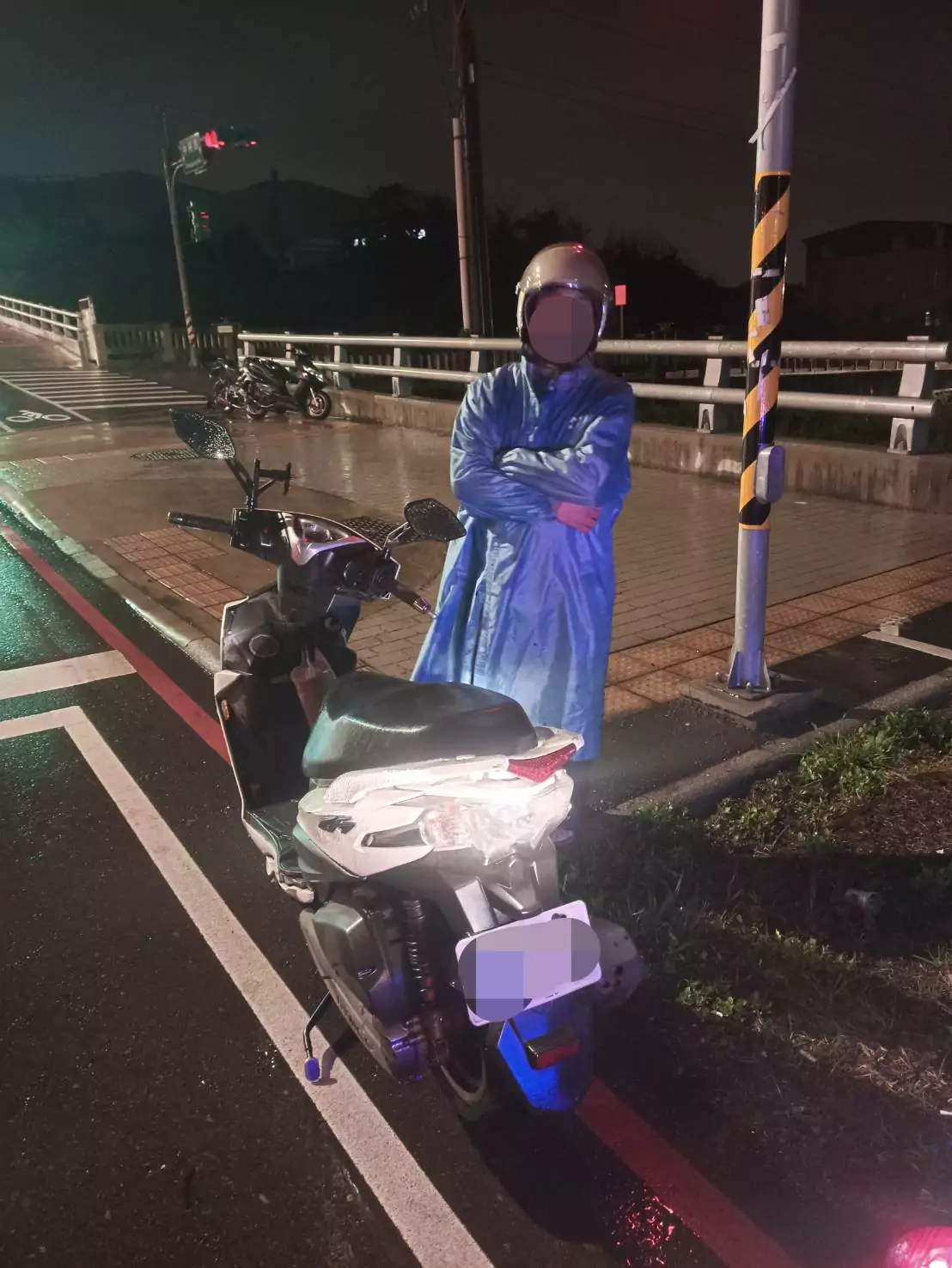 蘆竹分局交警攔查違規竟是失蹤人口 協助聯繫家人報平安 蘆竹分局交警攔查違規竟是失蹤人口 協助聯繫家人報平安
