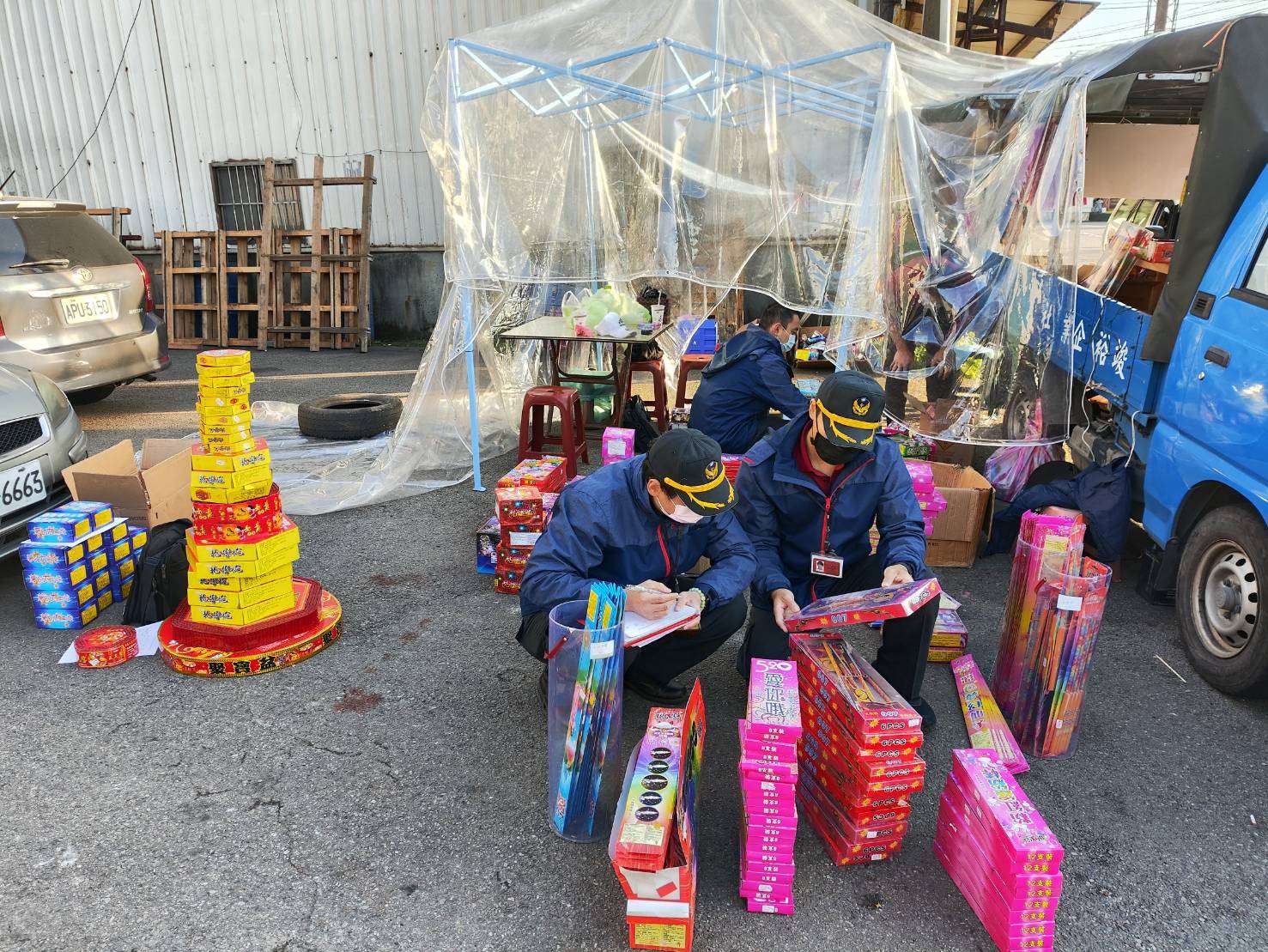 八德違規存放爆竹近管制量百倍 業者下場慘了 925845