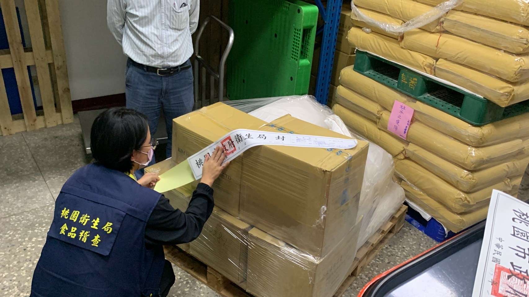 桃衛生局急查蘇丹紅 令者業下架豬肉製品 封存2千公斤辣椒粉 LINE ALBUM 1130221 金禾味食品香料有限公司 240221 111