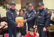 龍警暖男副所長樂於助人 春節前夕關懷弱勢家庭