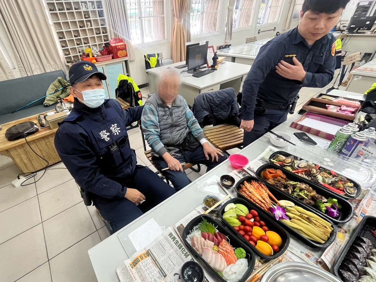 龜山警落實社區警政工作 積極關懷轄內長輩 S 98631700