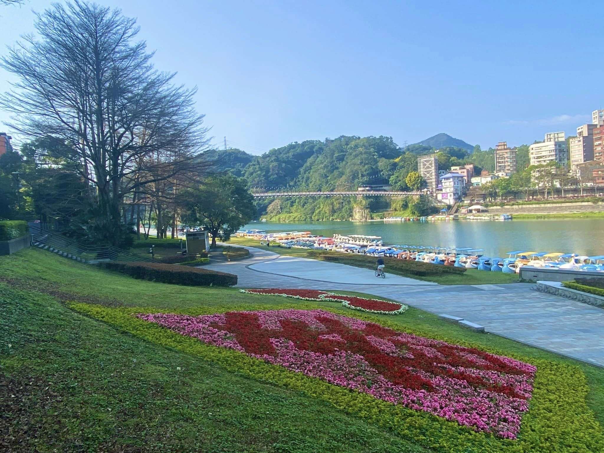 副刊/晴空影淨碧潭閒,老店深意人情長