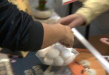 蛋價再凍漲! 蛋農憂4.5月恐崩盤 農業部:不至於