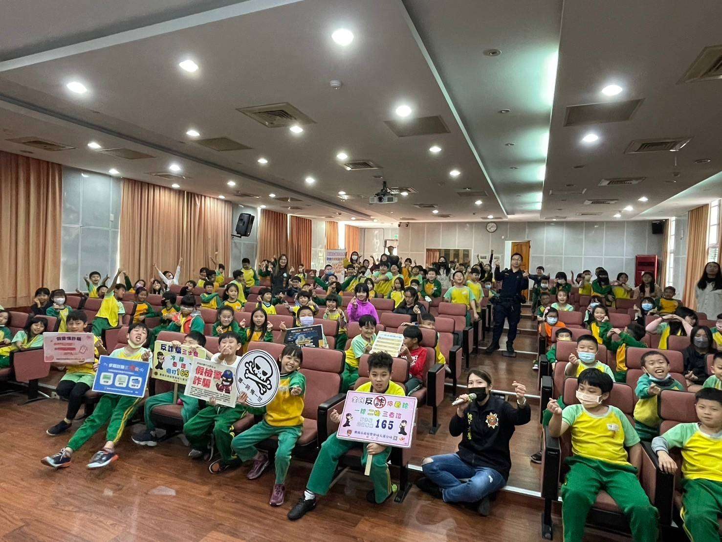 大溪警前進校園反詐宣導 強化學子自我保護能力 1144823
