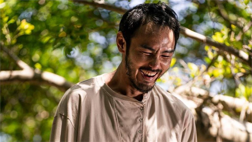 《周處除三害》橫掃中國票房!阮經天不離身「粉紅小物」登網熱搜