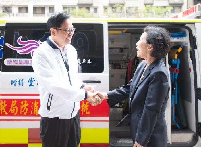 遠傳電信送暖 捐贈桃消新屋分隊5G救護車醫療設備 20240313155938869